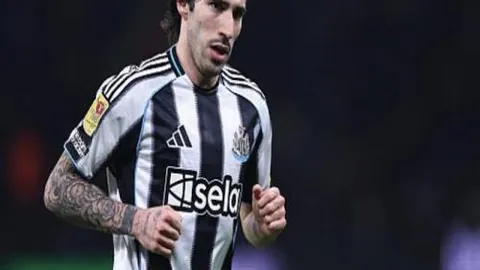 菲律宾冰壶男队喜夺亚冬会金牌