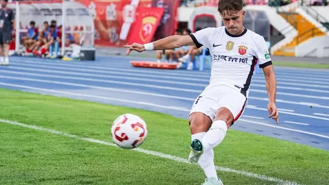 绿军三人20+高效击溃猛龙，连胜脚步迈向7场，塔图姆19分6板11助，布朗24分独占鳌头